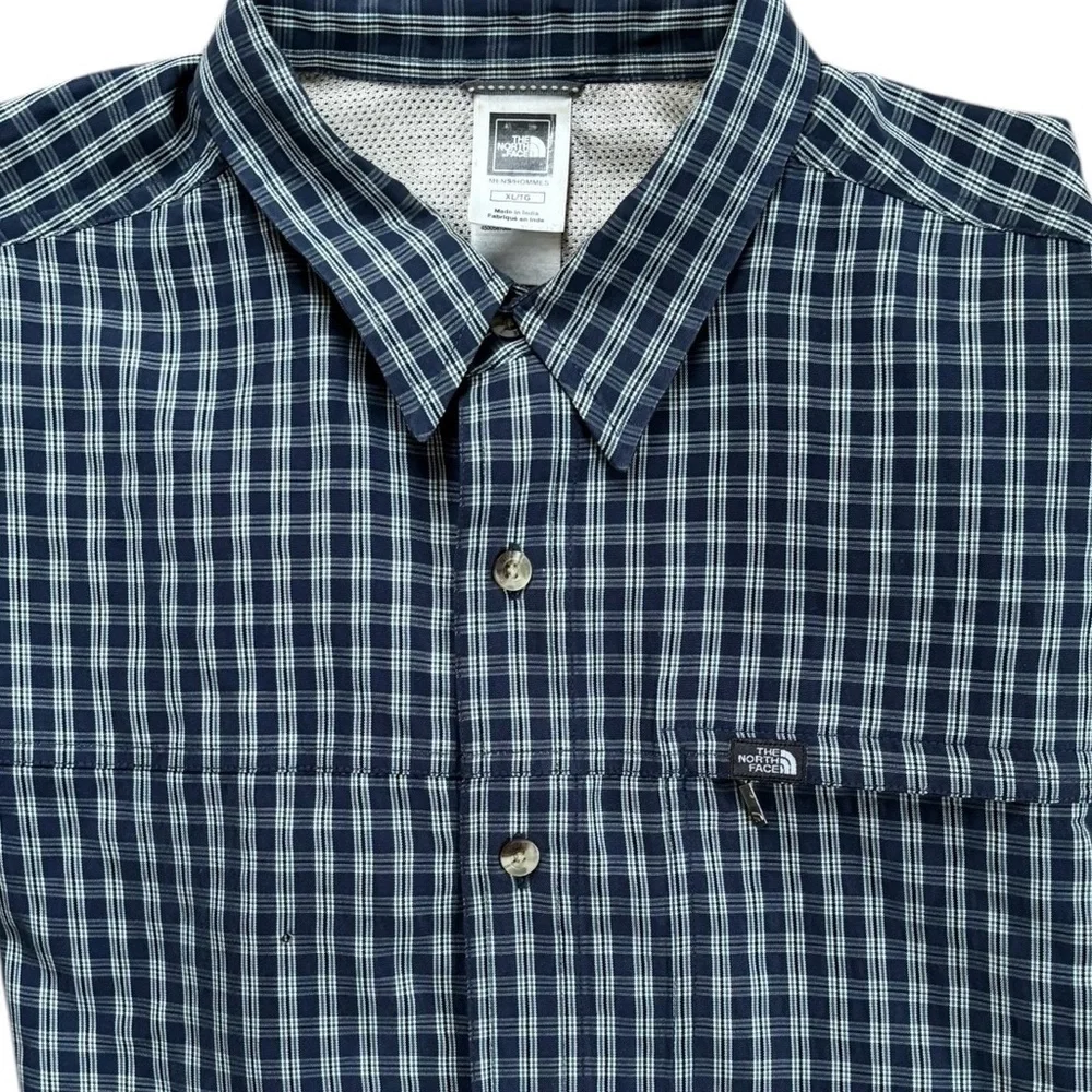 The North Face Navy Plaid Shirt Sz XL  Zip Chest Pocket Roll Tab Sleeve Casual